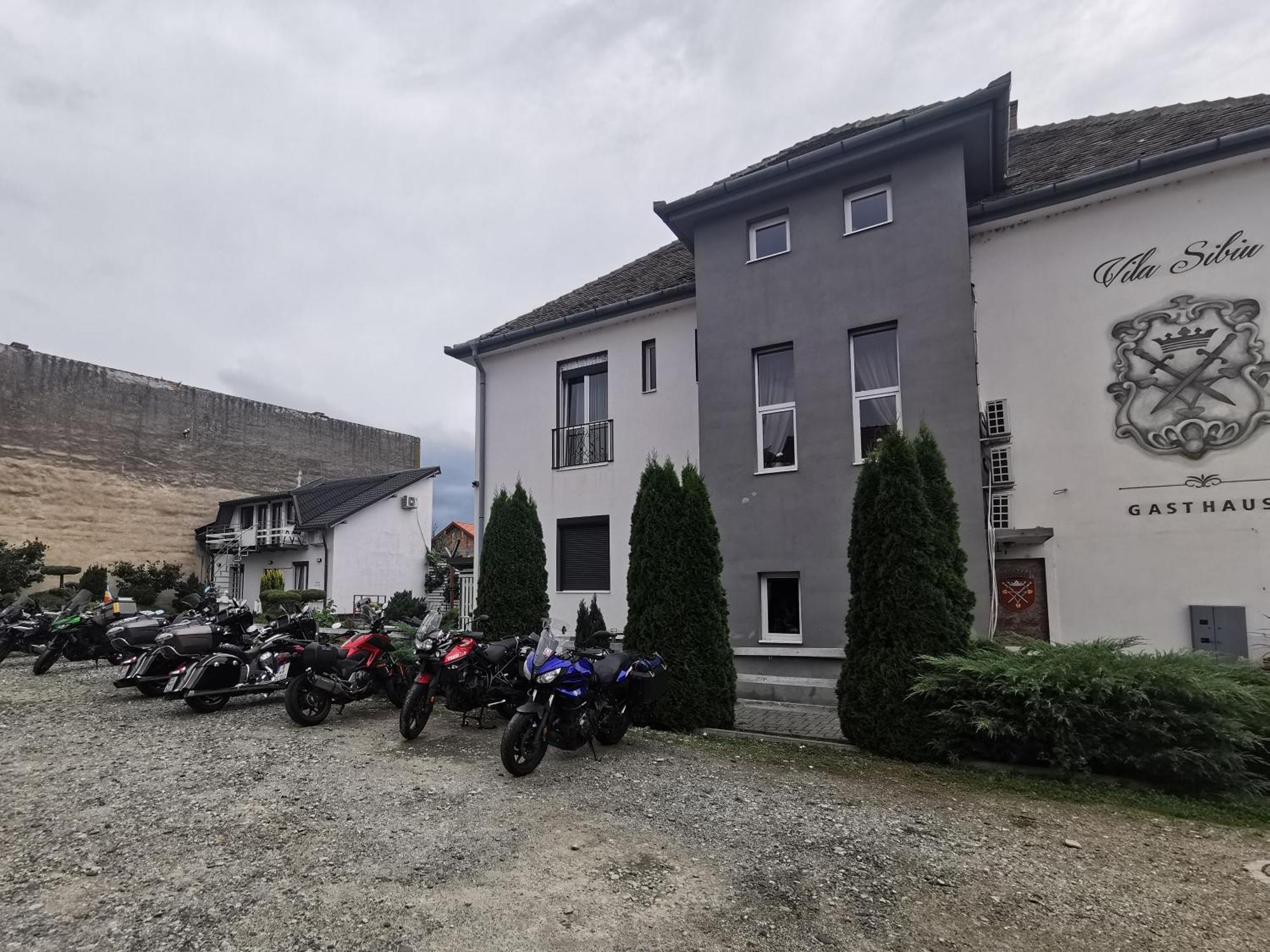 Vila Hermannstadt Exterior foto